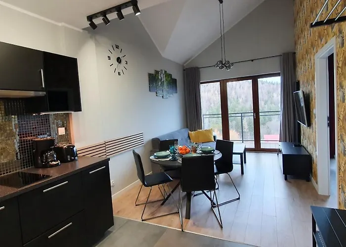 Apartment Karpatia Karbonado Z Balkonem I Widokiem Na Gory